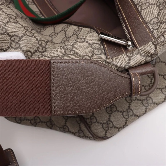 Authentic GUCCI duffle Bag with strap - Picture 16 of 16